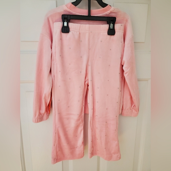 Light Pink 3T Velour Bear Two Piece Top And Pants Set New - Picture 2 of 8